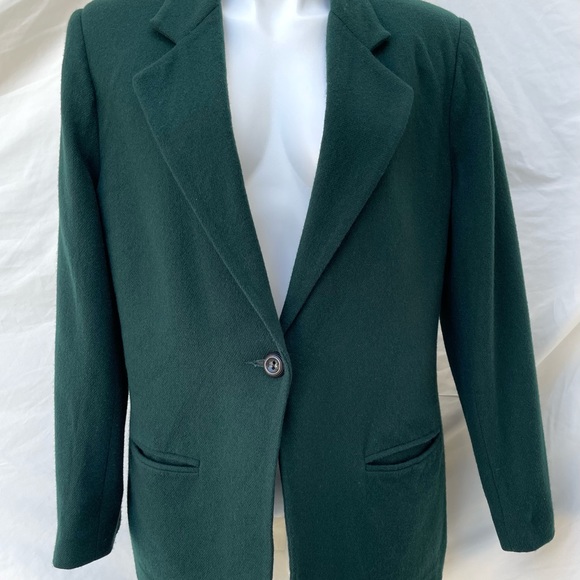 Vintage wool oversized blazer in emerald green. Excellent vintage condition. - Picture 5 of 9
